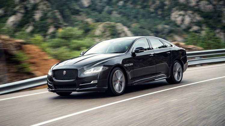 De Jaguar XJ facelift werd medio 2015 voorgesteld. Inmiddels weten we de prijzen en de uitvoeringen, voordat het model in januari 2016 de dealers aan doet.