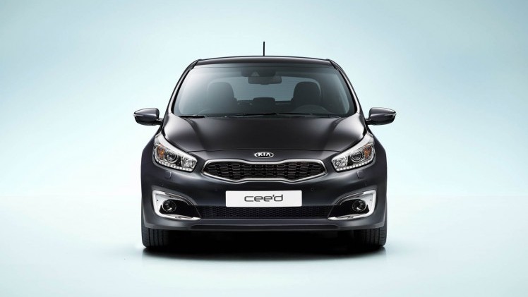 De vernieuwde Kia cee'd staat nu in de showroom en komt in september op de markt als GT-Line en 1.0 T-GDI.