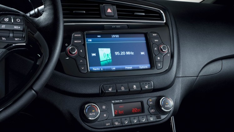 De vernieuwde Kia cee'd staat nu in de showroom en komt in september op de markt als GT-Line en 1.0 T-GDI.