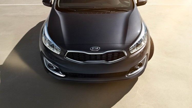 De vernieuwde Kia cee'd staat nu in de showroom en komt in september op de markt als GT-Line en 1.0 T-GDI.