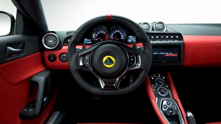 Lotus geeft de Evora een facelift. Het prototype is in Amsterdam gesignaleerd door Andres Kuipers.