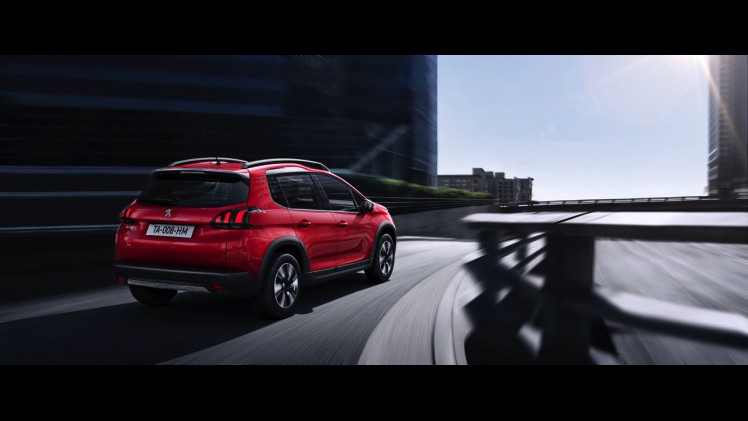 Peugeot 2008 facelift is een feit. Peugeot maakt daarom de prijzen van de vernieuwde crossover bekend, die beginnen bij 18.200 euro.