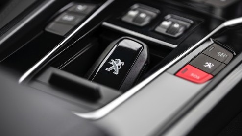 Autotest Peugeot 508 1.6 e-THP 165 en 2.0 BlueHDI facelift, waarbij de grote Fransoos opnieuw met comfort overtuigt