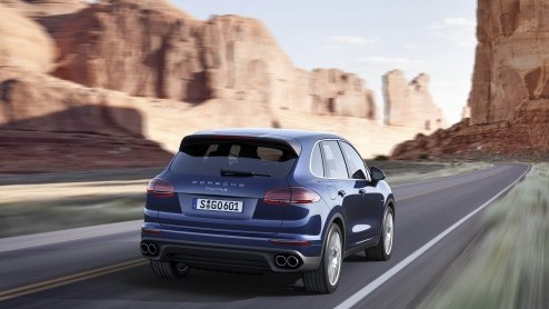 Hij zat eraan te komen, de facelift voor de Porsche Cayenne.. Ook als S-E Hybrid plug-in hybride