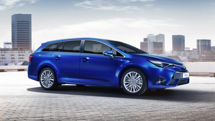 Toyota heeft de vanafprijzen van de vernieuwde Toyota Avensis met 1.6 D-4D dieselmotor bekend gemaakt. Hij is er vanaf 28.995 euro en komt met 20% bijtelling, voor de zakelijk rijder als Lease Pro.