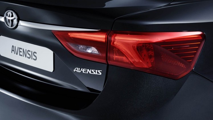 Toyota heeft de vanafprijzen van de vernieuwde Toyota Avensis met 1.6 D-4D dieselmotor bekend gemaakt. Hij is er vanaf 28.995 euro en komt met 20% bijtelling, voor de zakelijk rijder als Lease Pro.