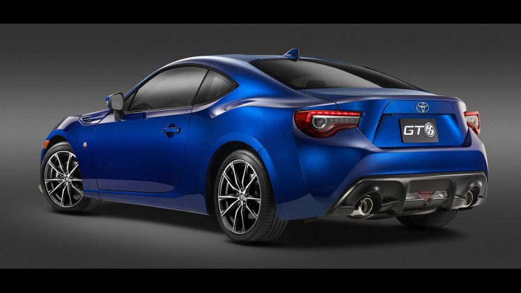 Toyota GT86 facelift heeft stevige prijs.