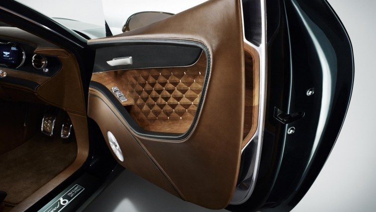 Met de Bentley EXP 10 Speed 6 laat het merk zien dat een kleinere sportwagen ook bij Bentley zou passen. Mogelijk gaat studiemodel in productie.