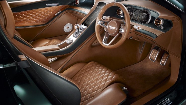 Met de Bentley EXP 10 Speed 6 laat het merk zien dat een kleinere sportwagen ook bij Bentley zou passen. Mogelijk gaat studiemodel in productie.