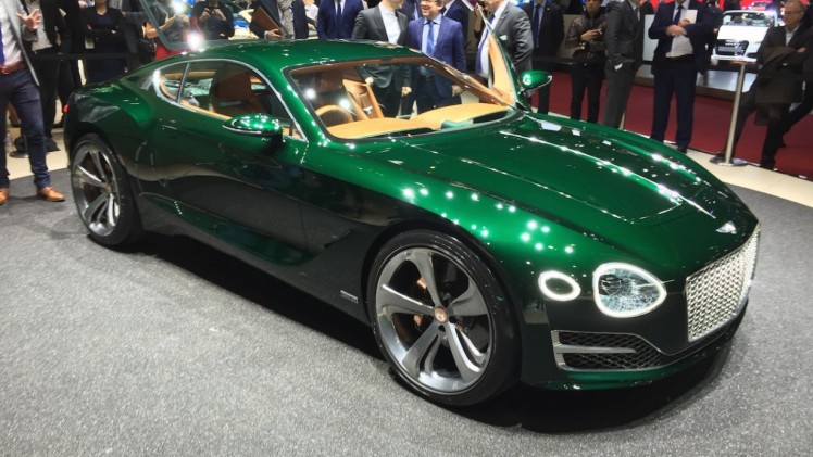 Met de Bentley EXP 10 Speed 6 laat het merk zien dat een kleinere sportwagen ook bij Bentley zou passen. Mogelijk gaat studiemodel in productie.