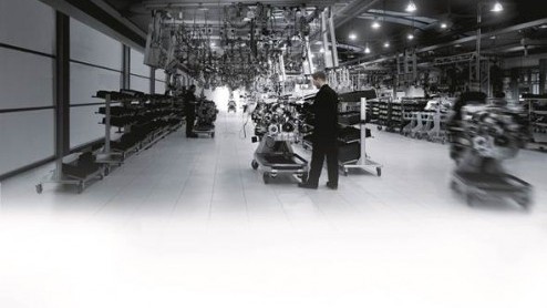 De reeds eerder aangekondigde technische samenwerking tussen Mercedes-Benz AMG en Aston Martin is officieel bekrachtigd en gaat nog een stapje verder dan de intentieverklaring.