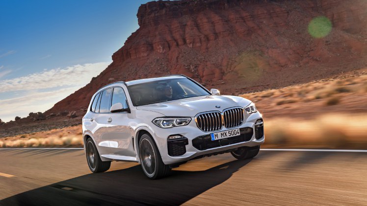 BMW trekt nu al het doek van de vierde generatie X5.