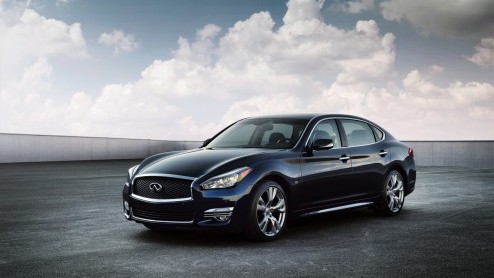 Viercilinder benzine- en dieselmotor voor Infiniti Q70, de vernieuwde Infiniti M.