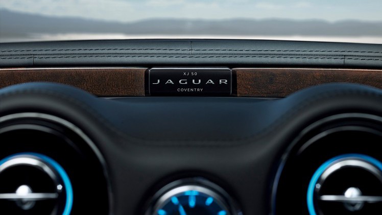 Jaguar brengt een speciale XJ50 ter viering van het vijftig jarig bestaan van dit model.