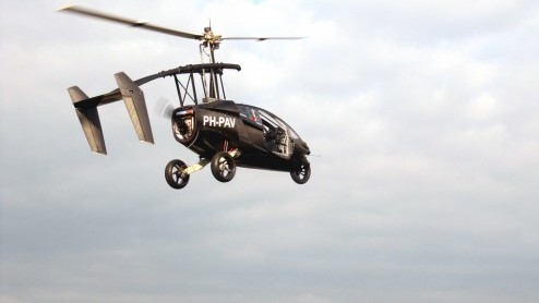 Pal-V One is een vliegende auto. Eind 2014 in de verkoop, levering medio 2016.