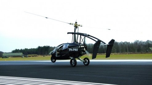 Pal-V One is een vliegende auto. Eind 2014 in de verkoop, levering medio 2016.