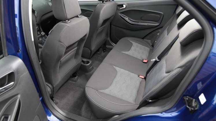 AutoVandaag deed een rijtest met de nieuwe Ford Ka+ Trend Ultimate 85 pk. De auto vormt een budgetmodel onder de even grote Fiesta. Voegt dat wat toe?