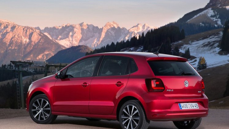 De huidige Volkswagen Polo gaat inmiddels grofweg acht jaar mee, dus VW acht het tijd voor een nieuwe. De volgende generatie Polo schijnt een stuk dynamischer te gaan worden.