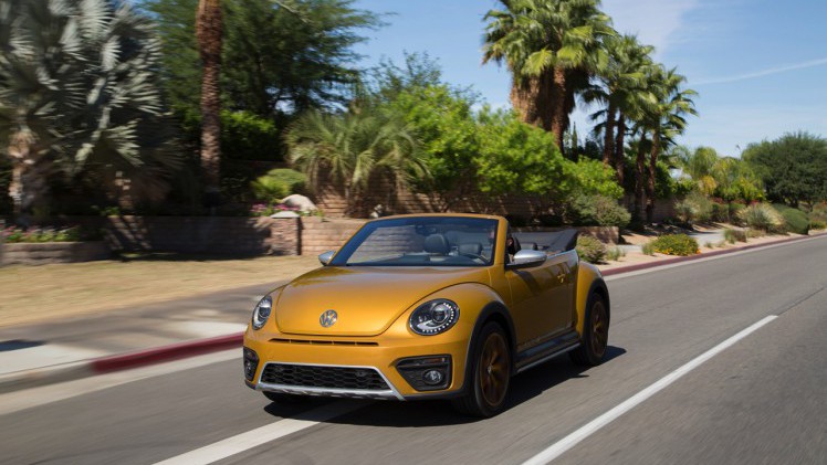 Volkswagen Beetle Dune toch naar Nederland. Het is een extra stoere uitvoering met verhoogde rijhoogte.