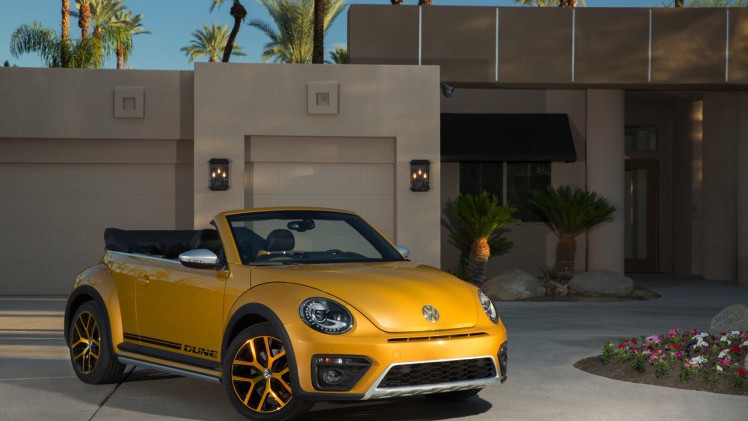 Volkswagen Beetle Dune toch naar Nederland. Het is een extra stoere uitvoering met verhoogde rijhoogte.