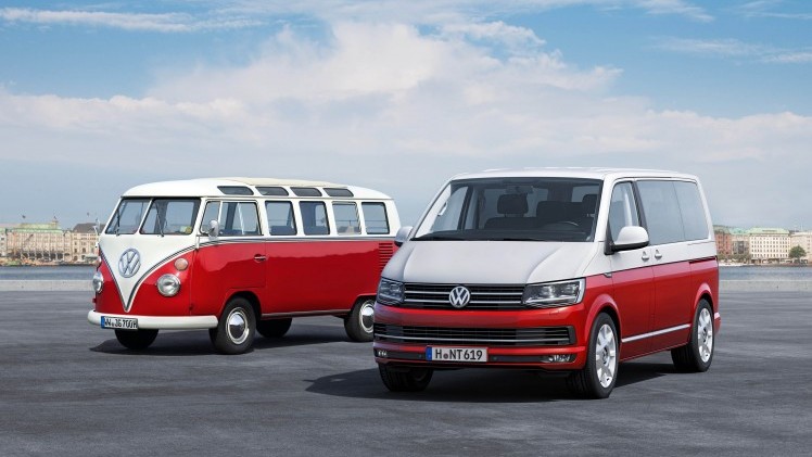 Volkswagen Transporer T1 Bulli zorgt met Porsche genen en 530 pk motor voor spektakel op Wrthersee Treffen 2015.