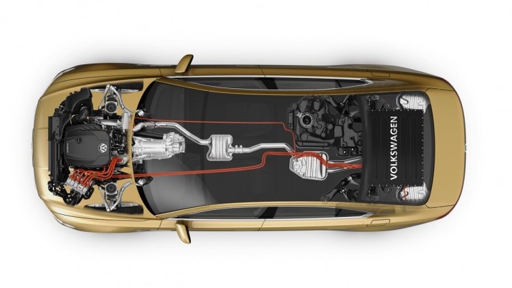Volkswagen C Coup GTE is een studiemodel van vijf meter, een voorproefje van nieuwe sedans die Volkswagen in de planning heeft, waaronder een Phaeton.