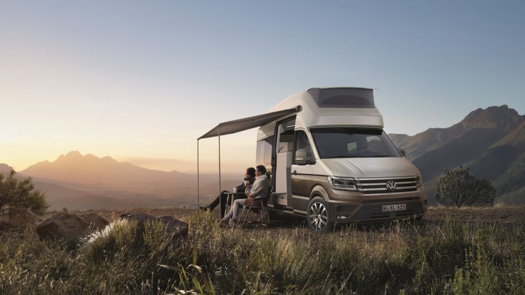 Volkswagen laat in Dsseldorf op de Caravan beurs een concept zien van een Crafter California camper.