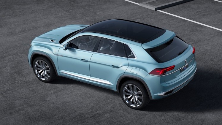 Primeur op NAIAS 2015: Volkswagen Cross Coup GTE is een SUV concept car met V6 plug-in hybride techniek, gebaseerd op het MQB-platform. In 2016 komt het productiemodel op de markt.