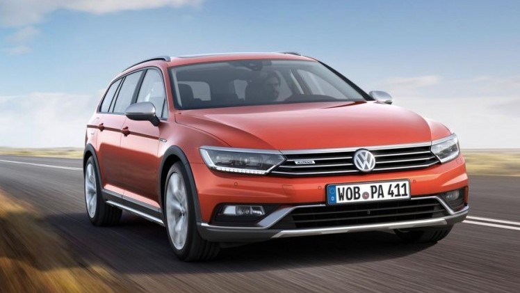 Verbrede spatborden, stoerdere bumpers, vierwielaandrijving en wat hoger op z'n poten. Volkswagen stelt in Genve de Passat Alltrack voor.