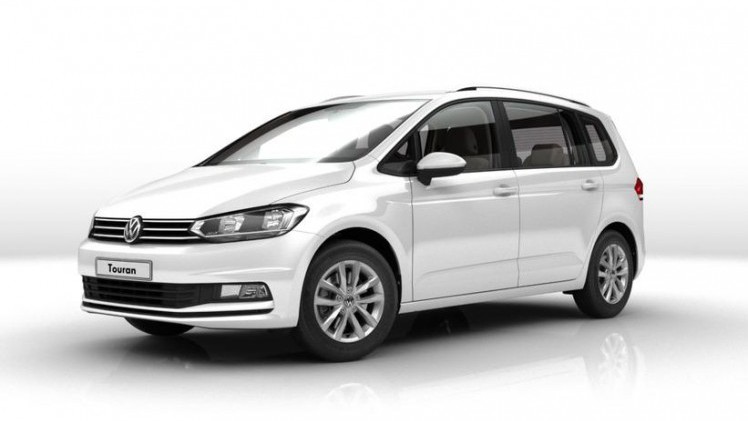 Volkswagen introduceert Connected Series van de Polo, Golf, Touran en Passat modellen met standaard navigatie, Car-Net en online diensten