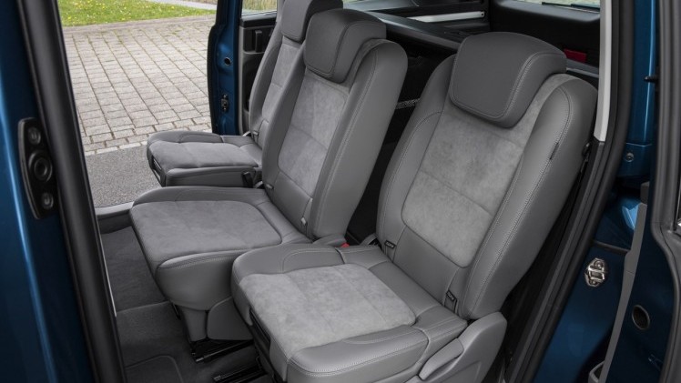 Autotest Volkswagen Sharan, het faceliftmodel is in 2015 subtiel opgefrist met meer uitrusting en nieuwe motoren. We reden de 1.4 TSI en 2.0 TDI.