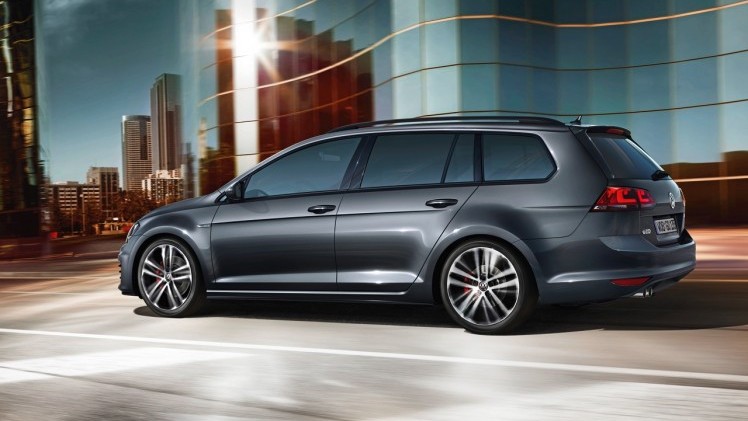 Op de Autosalon van Geneve 2015 presenteert Volkswagen de Golf GTD Variant met 2.0 TDI 184 pk.