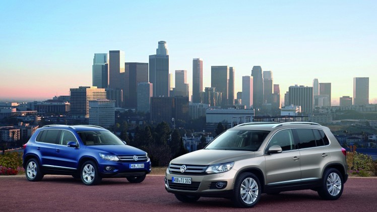 Volkswagen Tiguan standaarduitrusting uitgebreid met Executive-pakket, inclusief navigatie en parkeersensoren.