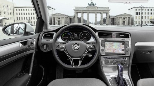 Volkswagen opent op 13 mei de orderboeken van de elektrische e-Golf. De prijslijst start bij 35.490 euro. Volkswagen komt echter ook met een zogeheten Easy Electric-abonnement, bekend van de Up.