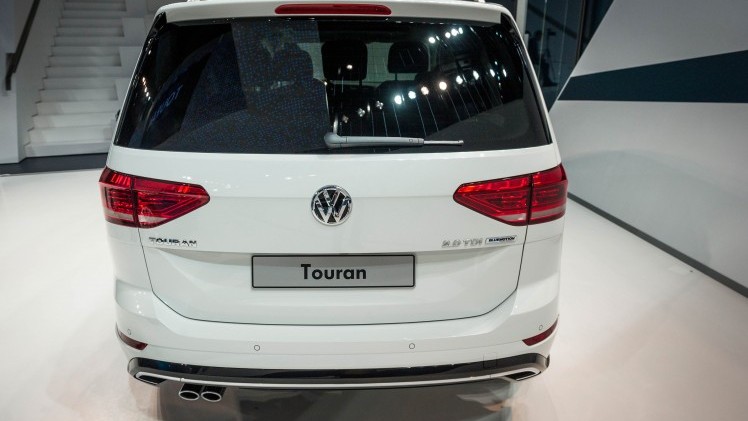 De nieuwe Volkswagen Touran staat vanaf september in de showroom en is er vanaf 28.890 euro.
