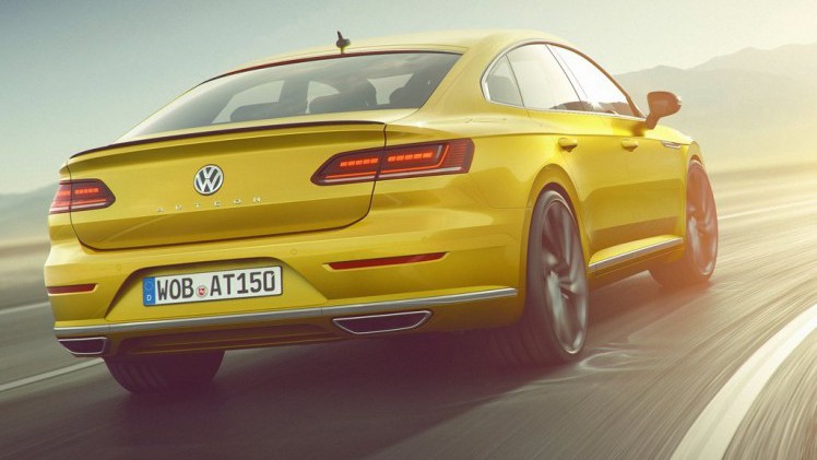 De verkoop van de Volkswagen Arteon is van start gegaan. De auto is er eerst alleen nog als het zakelijke topmodel, de andere uitvoeringen volgen in juni voor prijzen vanaf 40.000 euro.