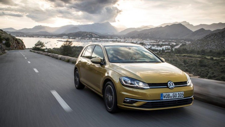 Volkswagen Golf rijtest AutoVandaag