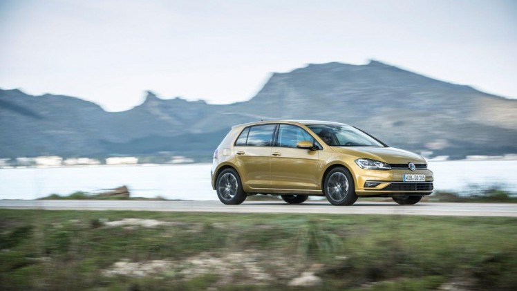 Volkswagen Golf rijtest AutoVandaag