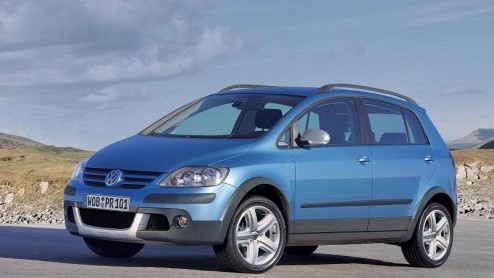Volkswagen komt met een nieuw model die gebaseerd is op de Golf Plus. In feite is het gewoon een Plus, maar dan met een grotere bodemspeling.