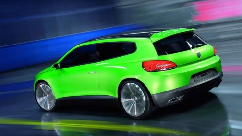 Volkswagen heeft gisteravond de Iroc conceptcar aan het publiek voorgesteld. Het studiemodel is een voorproefje op de nieuwe coup met Golf techniek die in 2008 bij de dealers moet komen te staan.