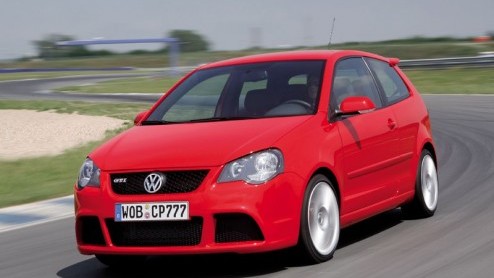 Eerder lieten wij jullie weten dat Volkswagen een nog snellere versie van de Polo GTI gemaakt heeft. Alleen was het nog niet duidelijk of deze dure Polo wel naar Nederland zou komen.