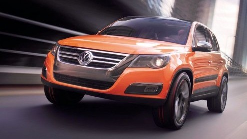 Het was al bekend dat Volkswagen met een model onder de Touareg bezig was en vandaag is het conceptmodel dan onthuld. We stellen je voor aan de Volkswagen Tiguan.
