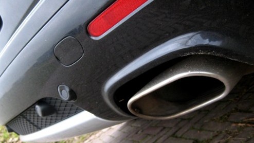 Sportief en snel willen zijn in een groot gevaarte van meer dan 2500 kilo die rijdt op diesel lijkt bij voorbaat al waanzin. Toch zijn een aantal modellen uit Duitsland te noemen die het onmogelijke m