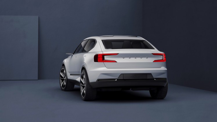 Volvo presenteert 40.1 en 40.2 Concept Cars als voorbode van de nieuwe 40 modelserie, met onder meer een S40, V40 en XC40.