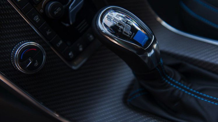 Prijzen nieuwe Volvo S60 en V60 Polestar vallen flink lager uit dankzij de nieuwe viercilinder turbomotor met 367 pk.