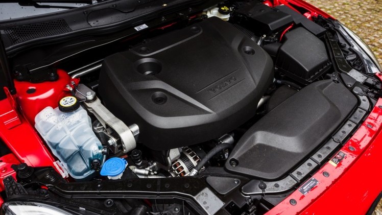 Autotest Volvo V40 D2 Sport, de nieuwe 2.0 liter DRIVE-E diesel met 120 pk en 280 Nm die de V40 in aanmerking laat komen voor 14% bijtelling.