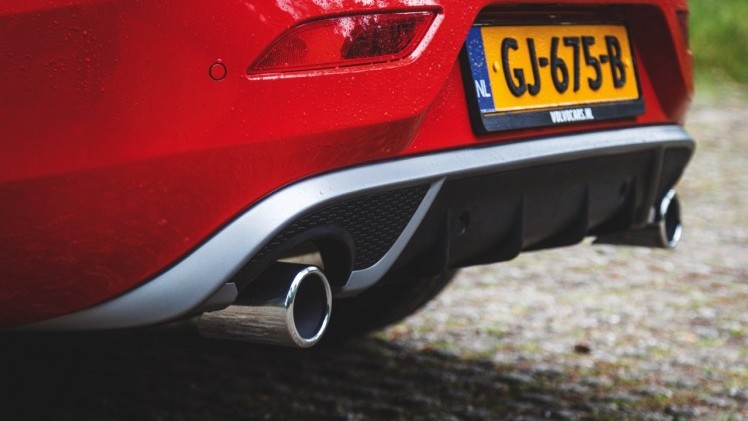 Autotest Volvo V40 D2 Sport, de nieuwe 2.0 liter DRIVE-E diesel met 120 pk en 280 Nm die de V40 in aanmerking laat komen voor 14% bijtelling.