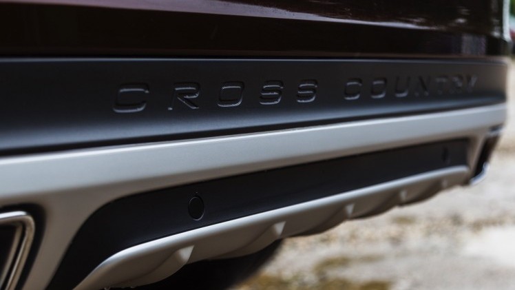 Autotest Volvo V60 Cross Country, de stoere V60 met extra bodemvrijheid en een offroad uitstraling waarbij de diesel van 20% bijtelling profiteert.