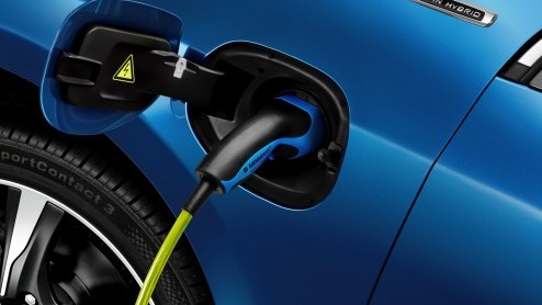 Volvo V60 gekozen tot Zakenauto van het Jaar 2015. Daarmee scoort de populaire Estate opnieuw zakelijk succes.
