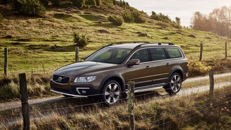 Volvo zwaait de V70 en XC70 uit met nieuwe Drive-E motoren en de Classic, Dynamic en Inscription Editions.